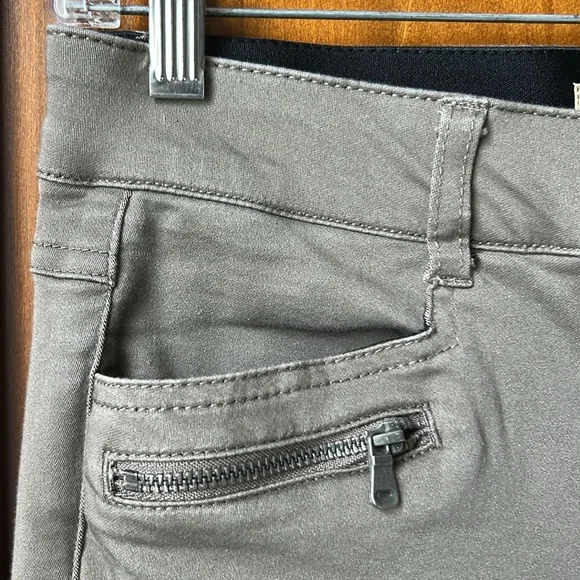 Ladies Democracy Pants - Picture 3 of 11